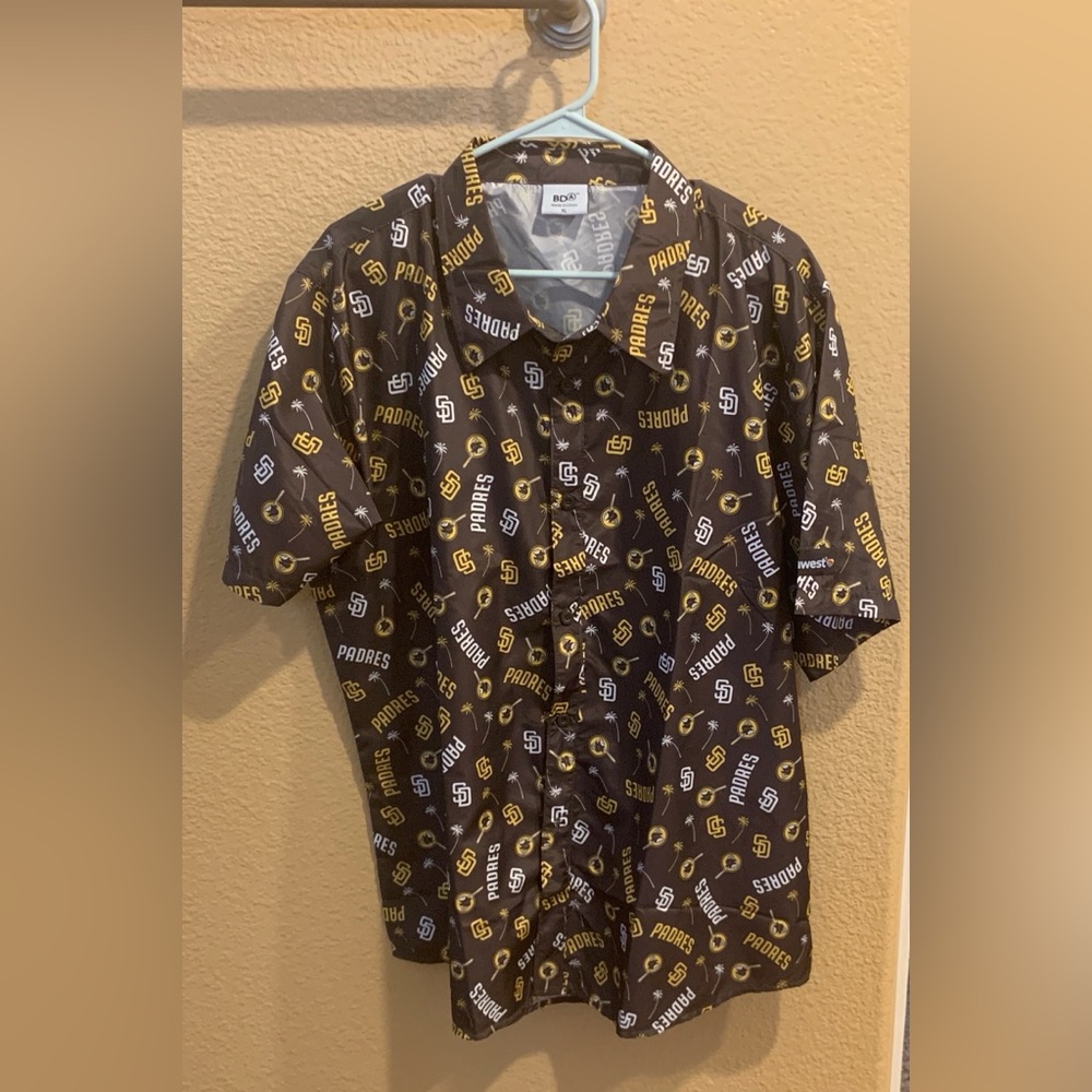 PADRES Men's XL Brown Shirt